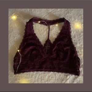 SOLD     burgundy victoria secret lace brallette !